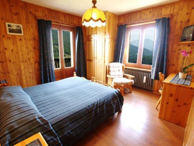 Hotel Alpe Fleurie Champoluc Quarto foto