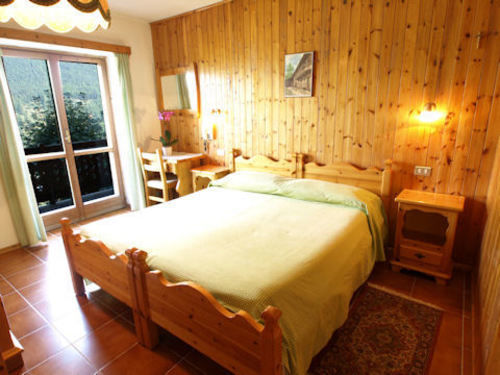 Hotel Alpe Fleurie Champoluc Exterior foto